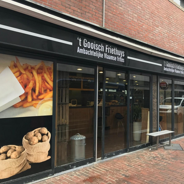 Gooisch Friethuys geopend in Hilversum