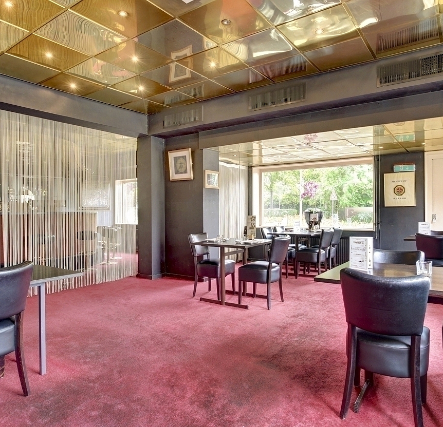 Restaurant aan doorgaande weg Hilversum