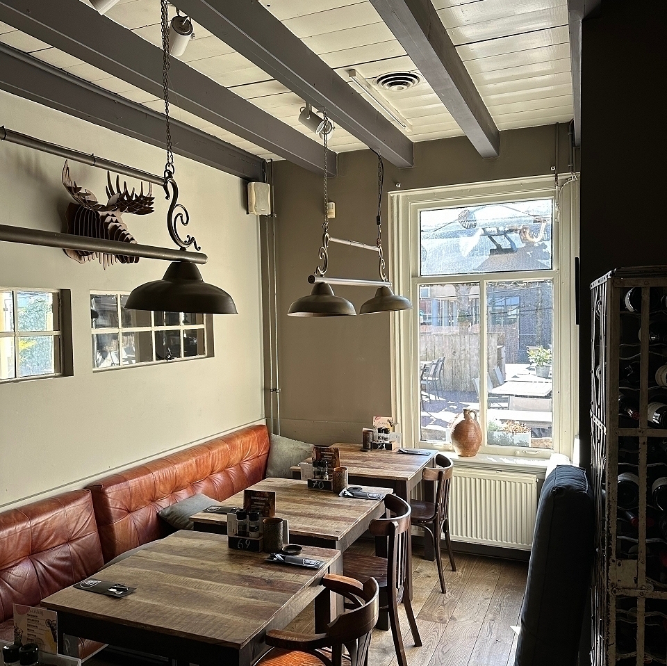 Eetcafé centrum plaats Het Gooi