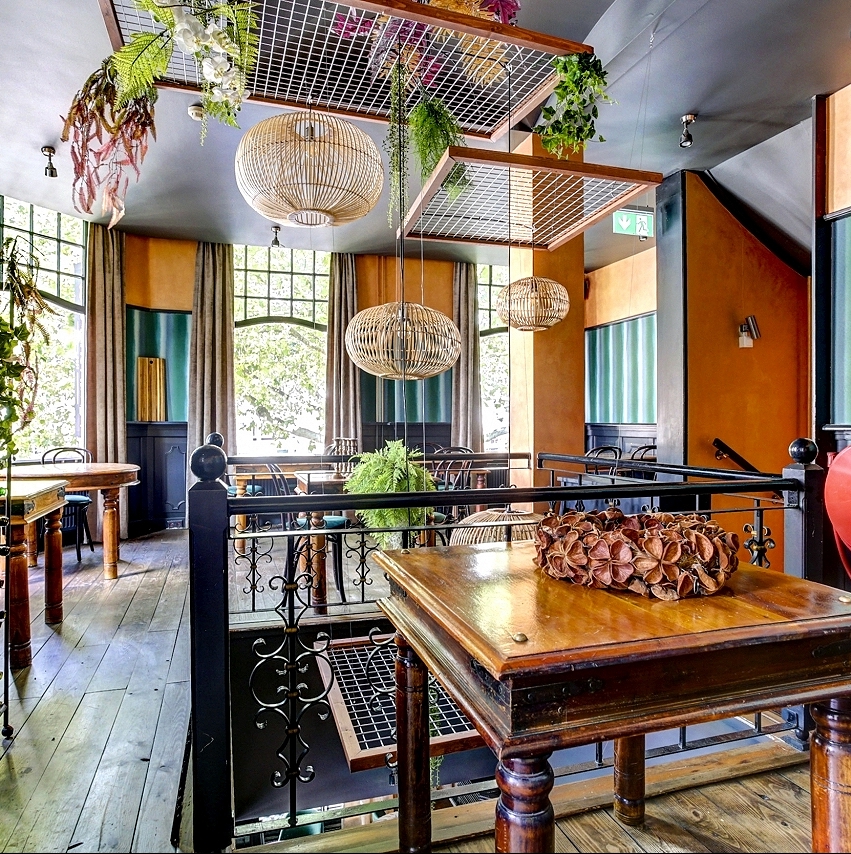 Restaurant aan ring Hilversum